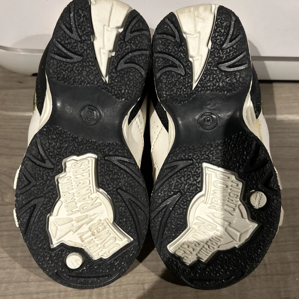 Vtg 1994 Mighty Morphin Power Rangers Baby/Toddler Shoes 6 NOS - Image 4 of 4