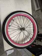 Neumático y llanta de bicicleta hello kitty 18 pulgadas