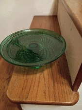 Anchor Hocking Cake Pedestal Plate Glass Compote WEXFORD Vtg Green 11.5"