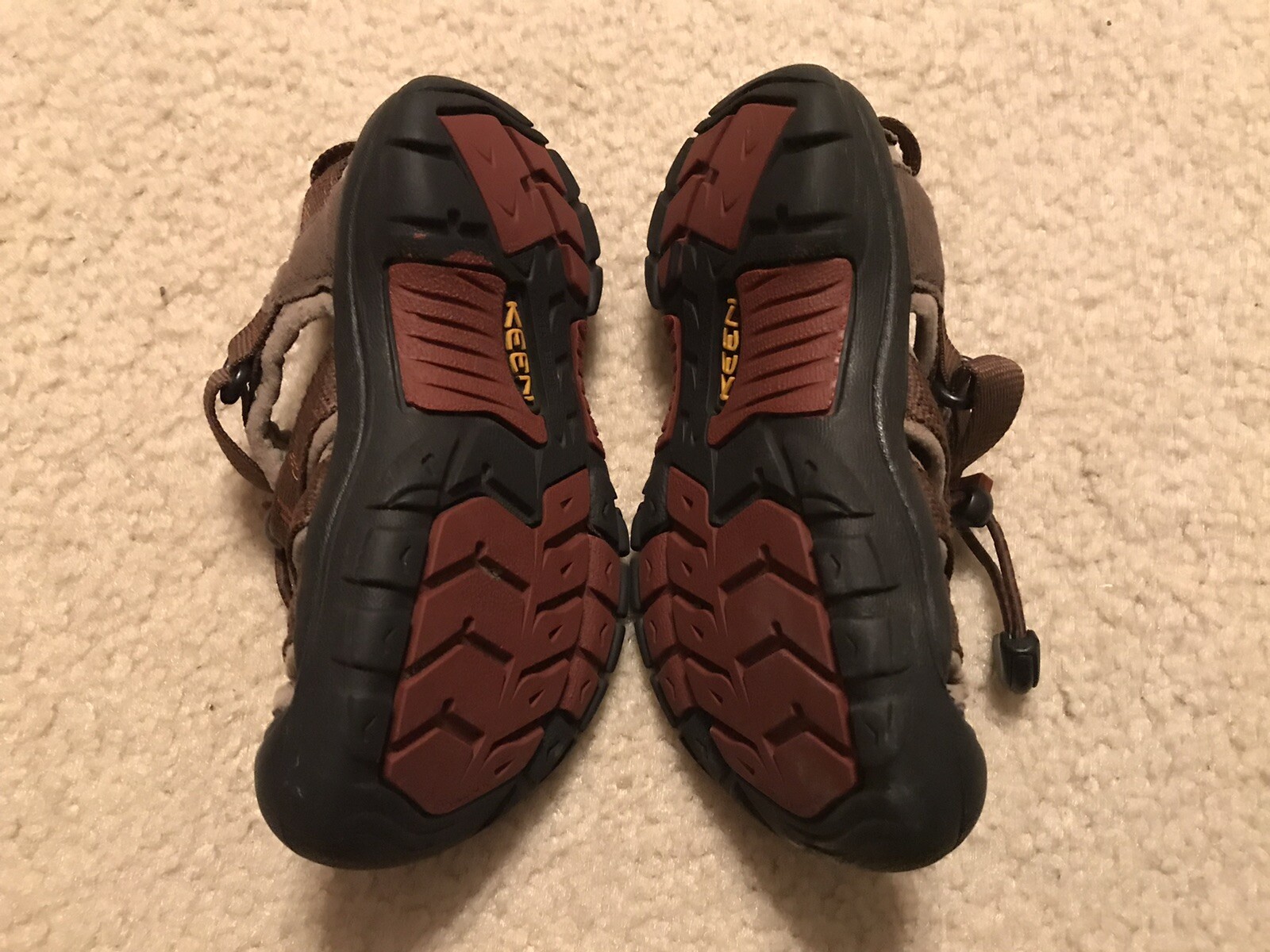 KEEN Scarpe da ginnastica marroni impermeabili per bambini taglia 10