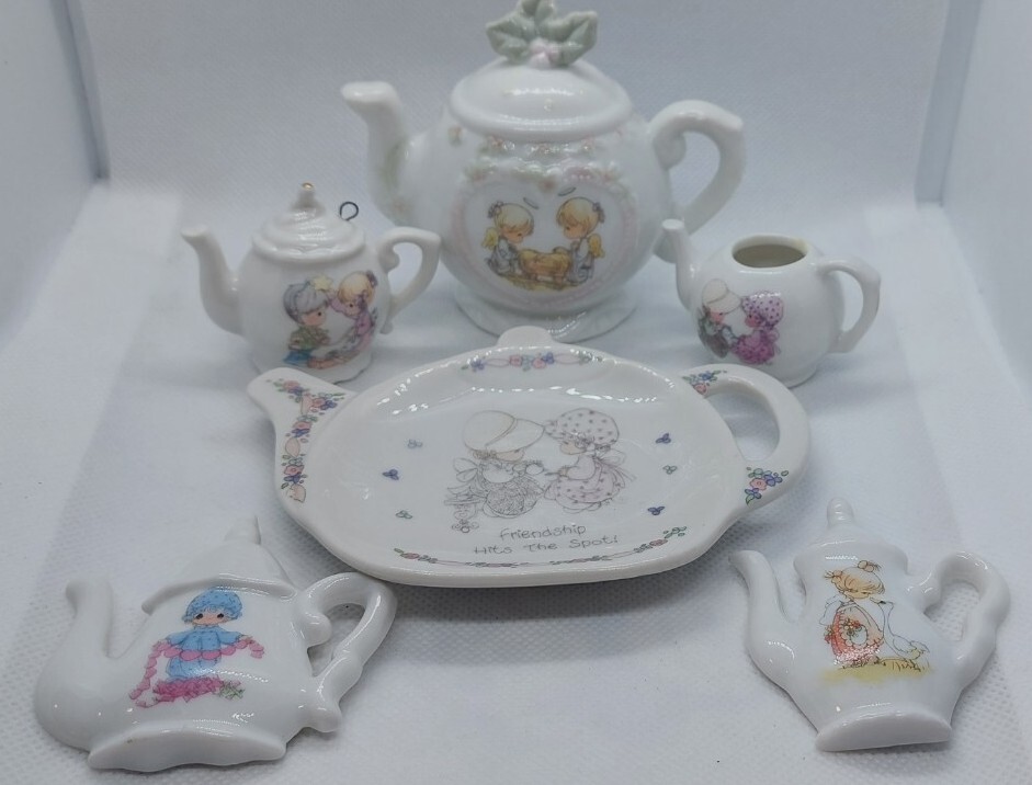 Lot Of 6 Precious Moments Friendship Hits the Spot Miniature Ceramic
