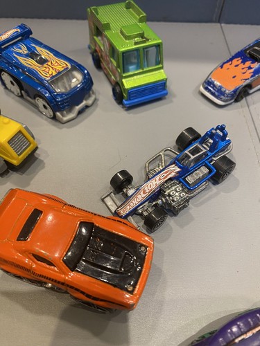 Hot wheels job lot bundle Mix Of Quad Cars Van x 11 - Picture 3 of 7