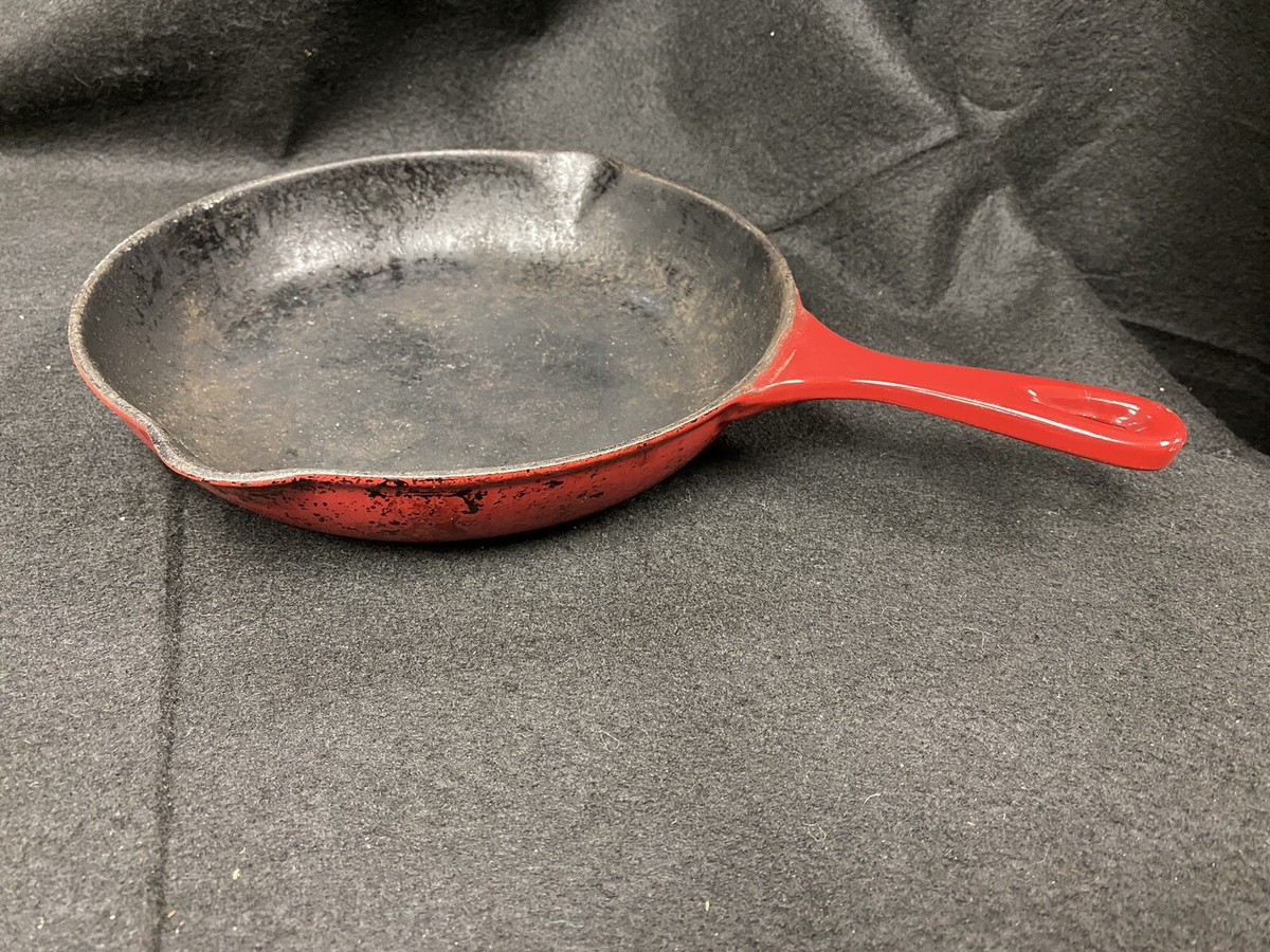 Vintage Red Le Creuset #23 Skillet 9” Double Spout | eBay