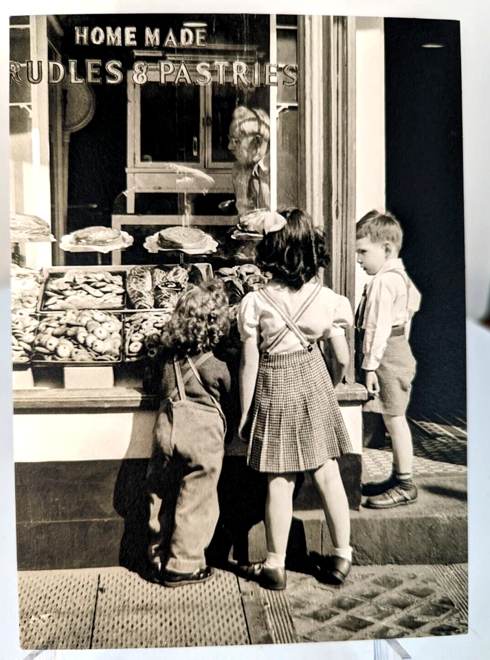 Thinking of you Avanti America You can't buy happiness you can buy cupcakes Card - Image 2 of 4