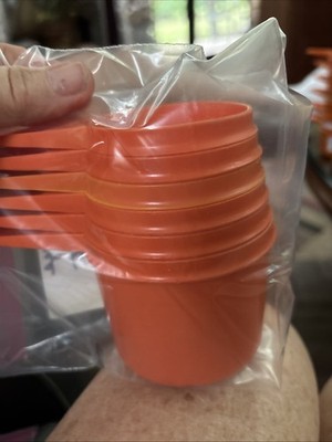 Vintage Tupperware Orange Set Of 6 Measuring Cups, Lot #1