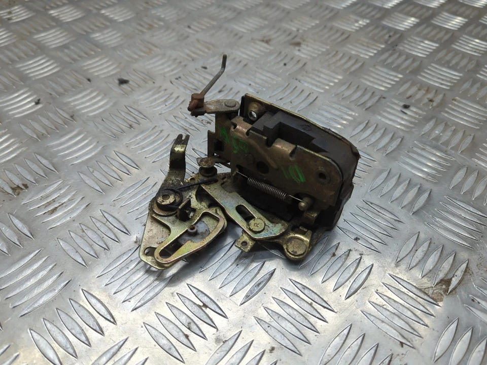 ЗАМОК ЗАЩЕЛКИ ЗАДНЕЙ ДВЕРИ LAND ROVER DISCOVERY 1 OFFSIDE (B8) - Изображение 3 из 4