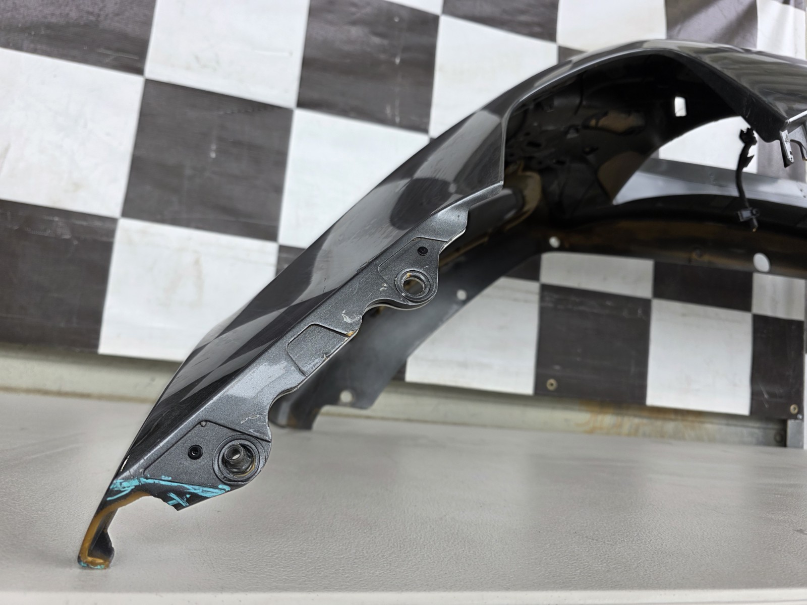 2011 2012 2013 2014 2015 2016 Ferrari FF Front Bumper Used Oem