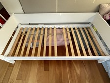 Hochwertiges FLEXA Daybed / Kinderbett (Weiß) inkl. Lattenrost