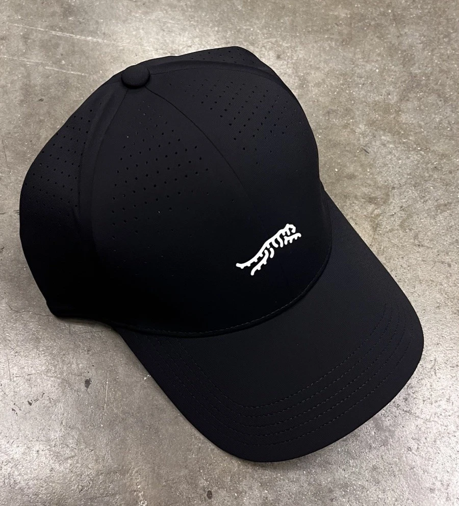 NWT Sun Day Red Cypress Tour 6 Panel Fitted Hat S/M Black Tiger Woods Golf Cap