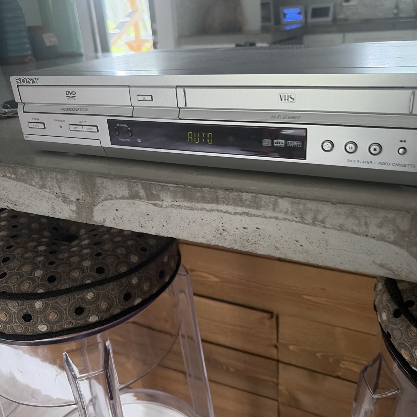 Sony SLV-D350P DVD VCR Combo Player 4-Head Hi-Fi VHS Recorder No Remote Tested
