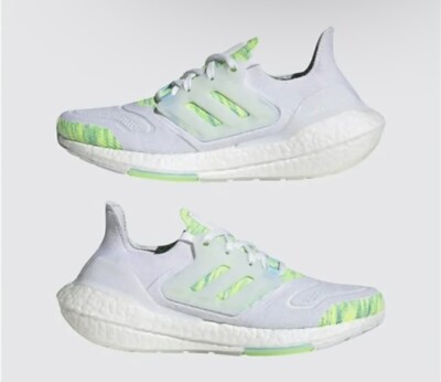 Adidas Ultraboost 22 Running Women's White Bliss Blue Volt GX5926 Size 8.5 NWT