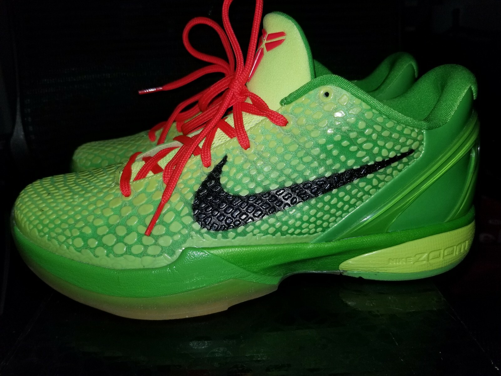 nike zoom kobe vi grinch