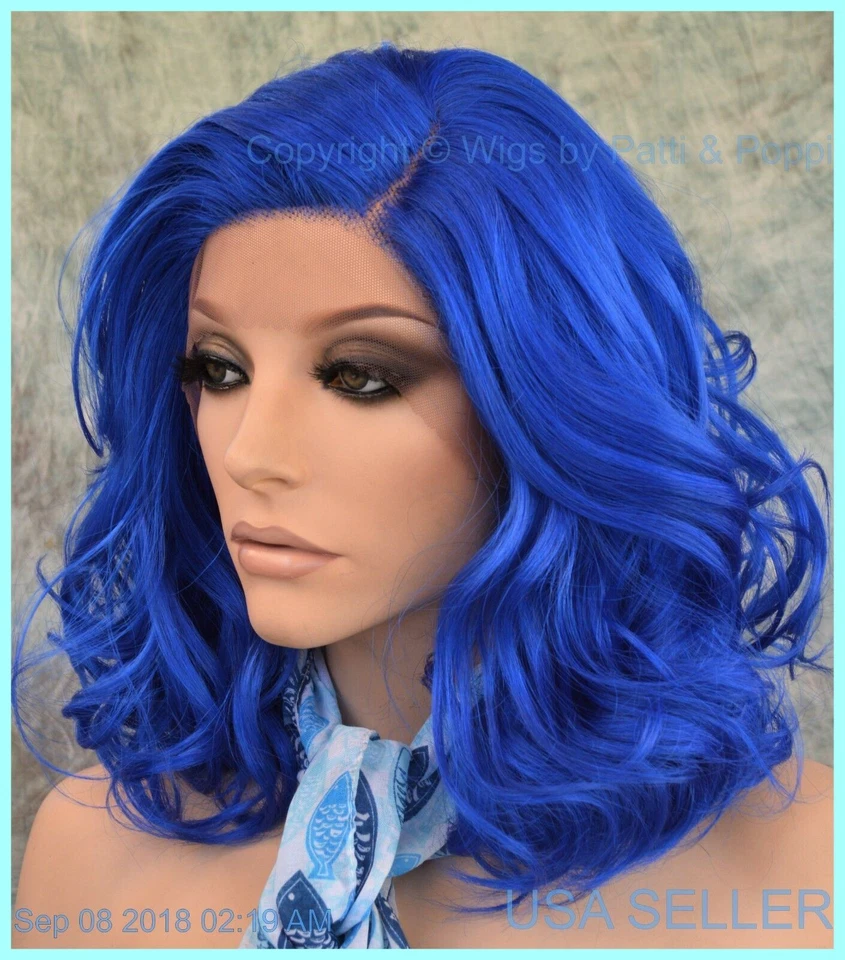 Peluca delantera de encaje suizo parte C color seguro contra el calor azul real longitud media rizada 1306 Foto 3 de 4