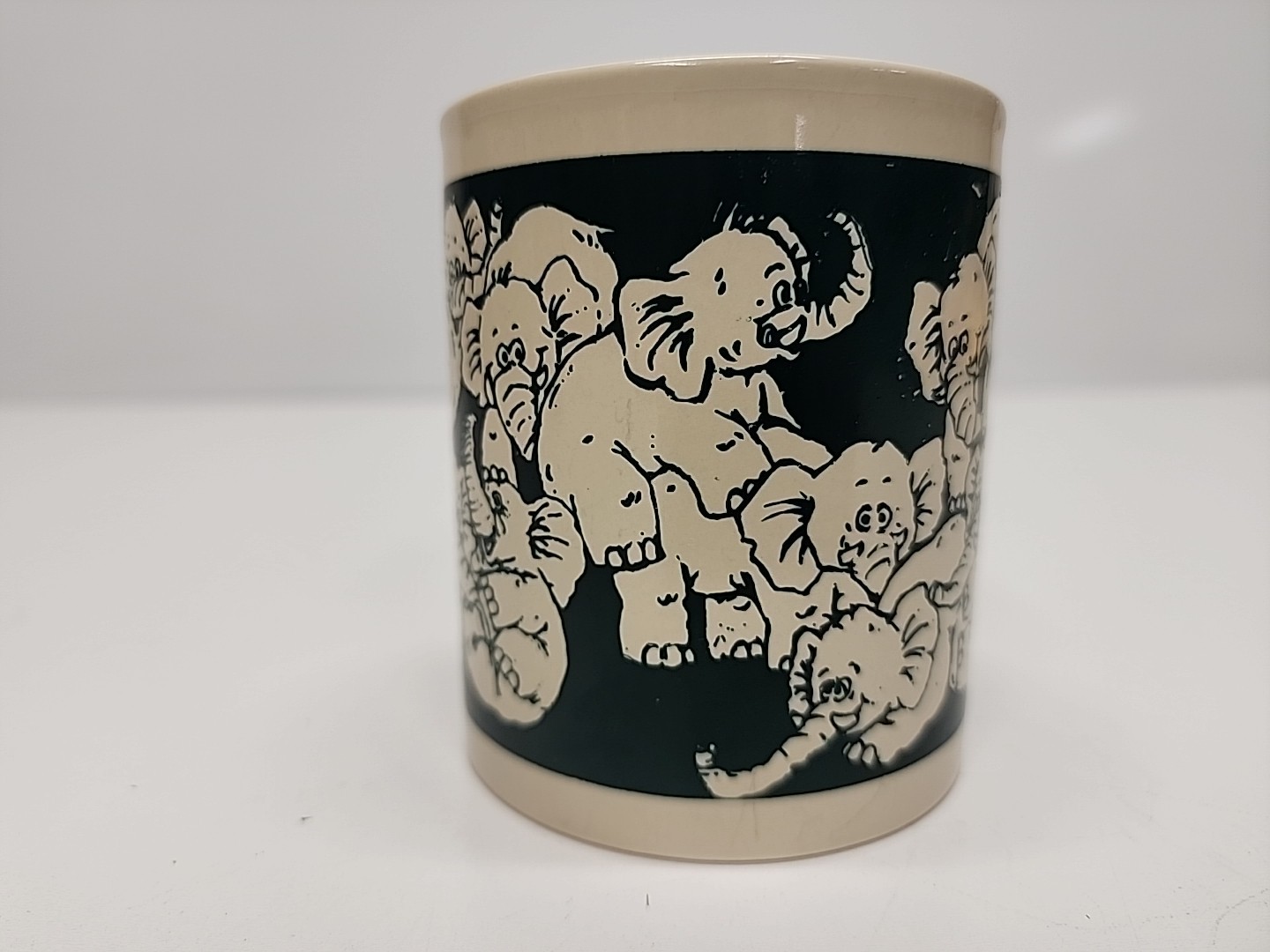 Vintage NAUGHTY ELEPHANTS Orgy Coffee Mug Off-white & Green  thumbnail 5