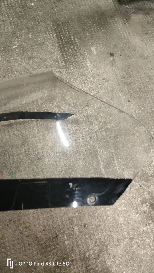 Cupolino Yamaha RD500LC Originale Usato - Immagine 3 di 4