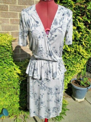 NEW-HOBBS-NW3-''MONTAGU'' STRETCH VISCOSE WRAP PEPLUM DRESS-UK12-RRP £89.