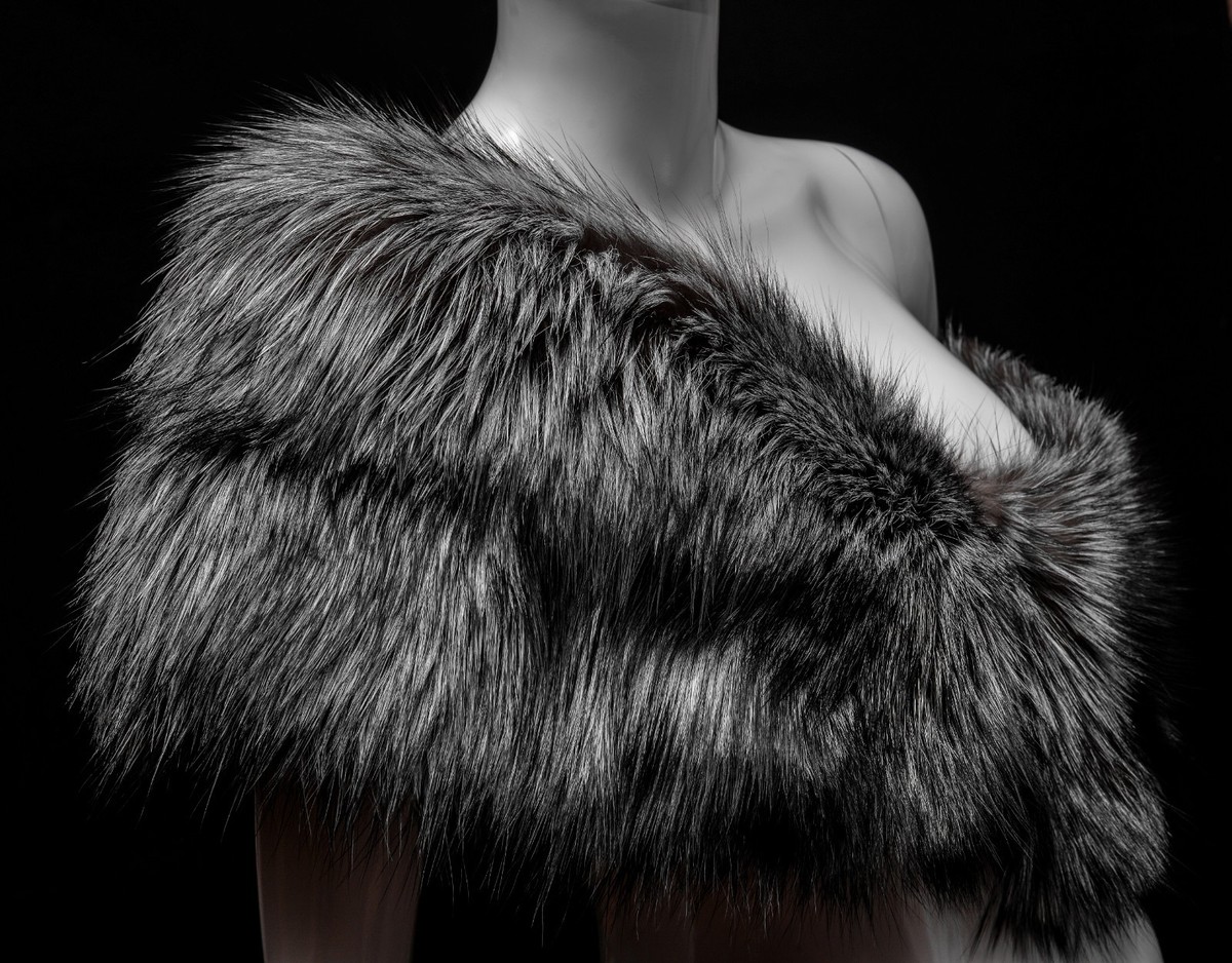 Sale❣️Saga Furs プラチナFox 一匹もの ストール 未使用 Royal Saga Furs Natural Silver Fox Fur Handmade Stole Shoulder