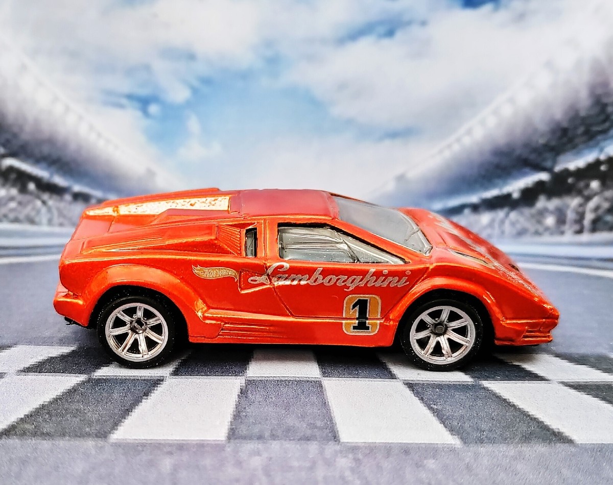 LAMBORGHINI COUNTACH 2002 #196 CUSTOM BUILT HOT WHEELS W/ REAL