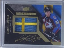 2015-16 UD Black Pride of a Nation Flag 77/99 Gabriel Landeskog #PN-LA Auto a1h