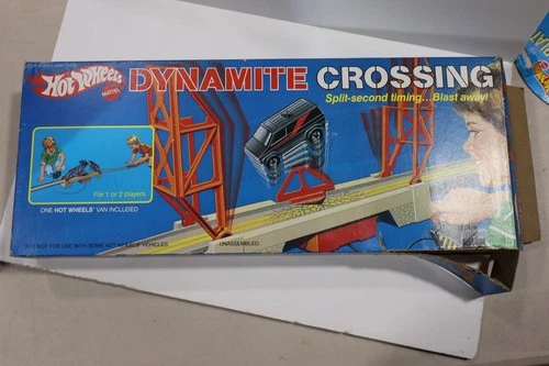 Vintage Hot Wheels Dynamite Crossing Set - 100% Complete w/ A-Team Van Box Wear
