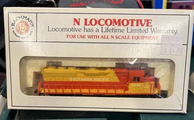 Bachmann N Scale Southern Pacific SP EMD GP-40 #7031 Locomotive ( T4 )