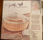 NEW in Box DOLLY PARTON 1.9QT Glass Casserole Dish & Wicker Basket 8" w/Lid — photo 2