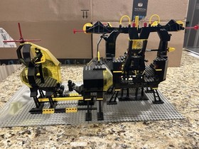 LEGO Blacktron 6987 Message Intercept Base - 100% Complete