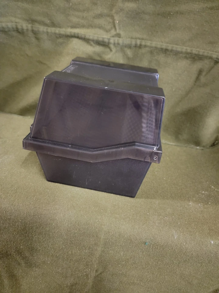 Vtg Tandy Tinted Floppy Disk Storage Case Holder for 5.25 Floppy Disc - Image 3 of 4