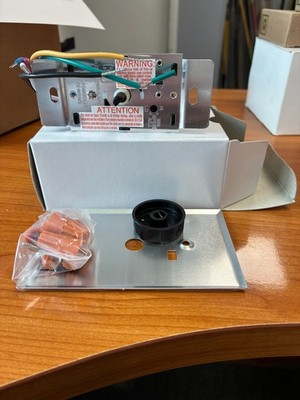 Manual Speed Control c/w Forward/ Reverse Switch H6413 5A/120v