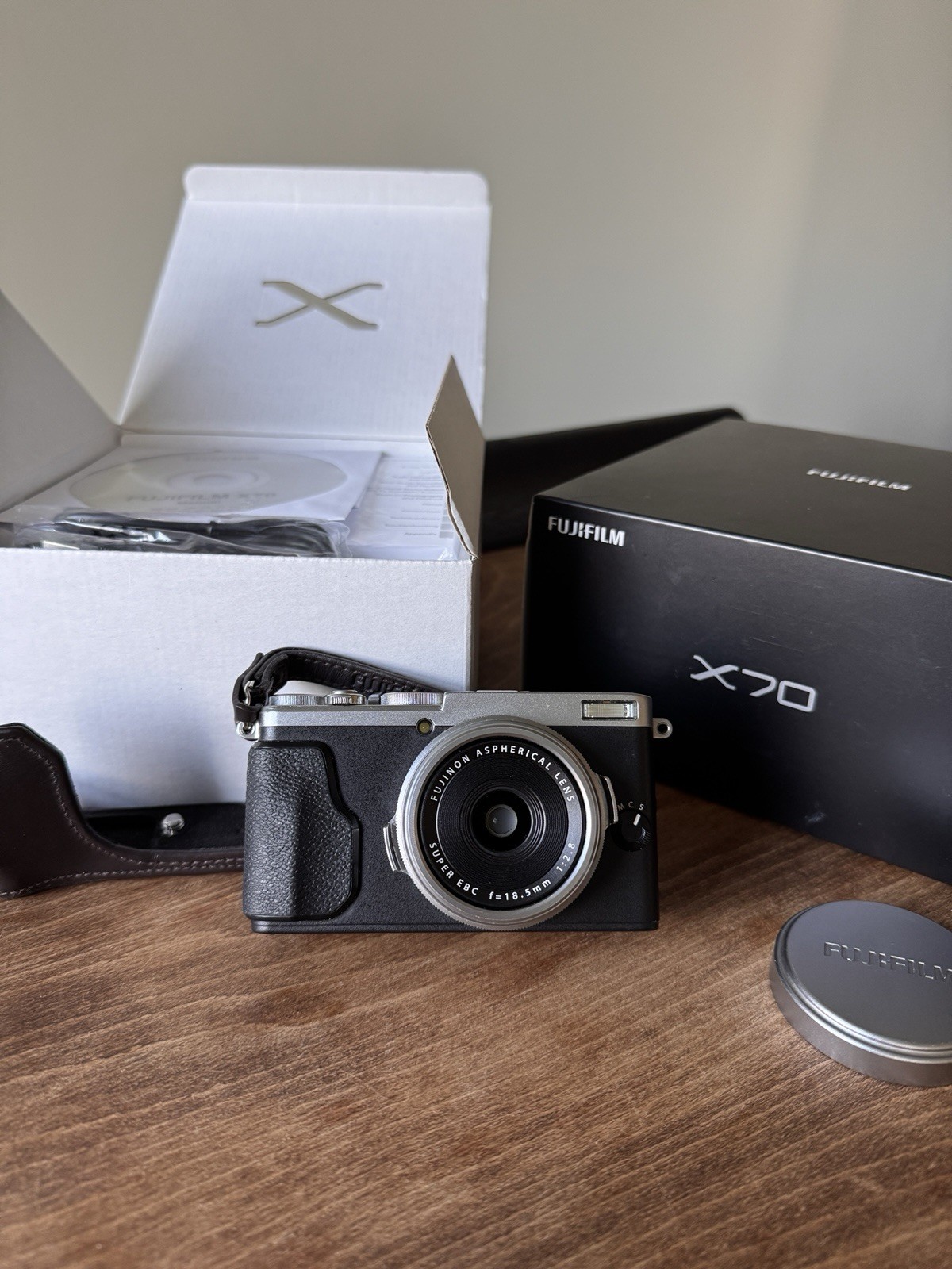 Fujifilm X70 Digital Camera 16.3MP Silver Black - Original Box & Accessories