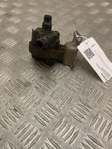 BMW X4 F26 2018 Zusatzwasserpumpe 7643949 Diesel 140kW UTO60106