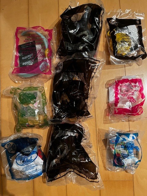 9  VINTAGE MCDONALD'S HAPPY MEAL TOYS, KUNG FU PANDA,