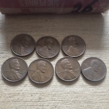 Lot Of 100 coins 2 Rolls Lincoln Wheat Pennies Copper Business Mixed Dates #26