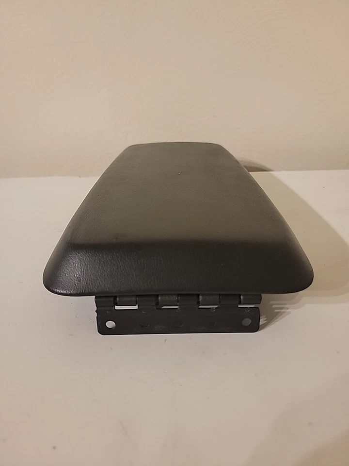 Tampa do console central Pontiac Torrent Chevrolet Equinox 2005 2006 2007 2008 2009 - Imagem 4 de 4