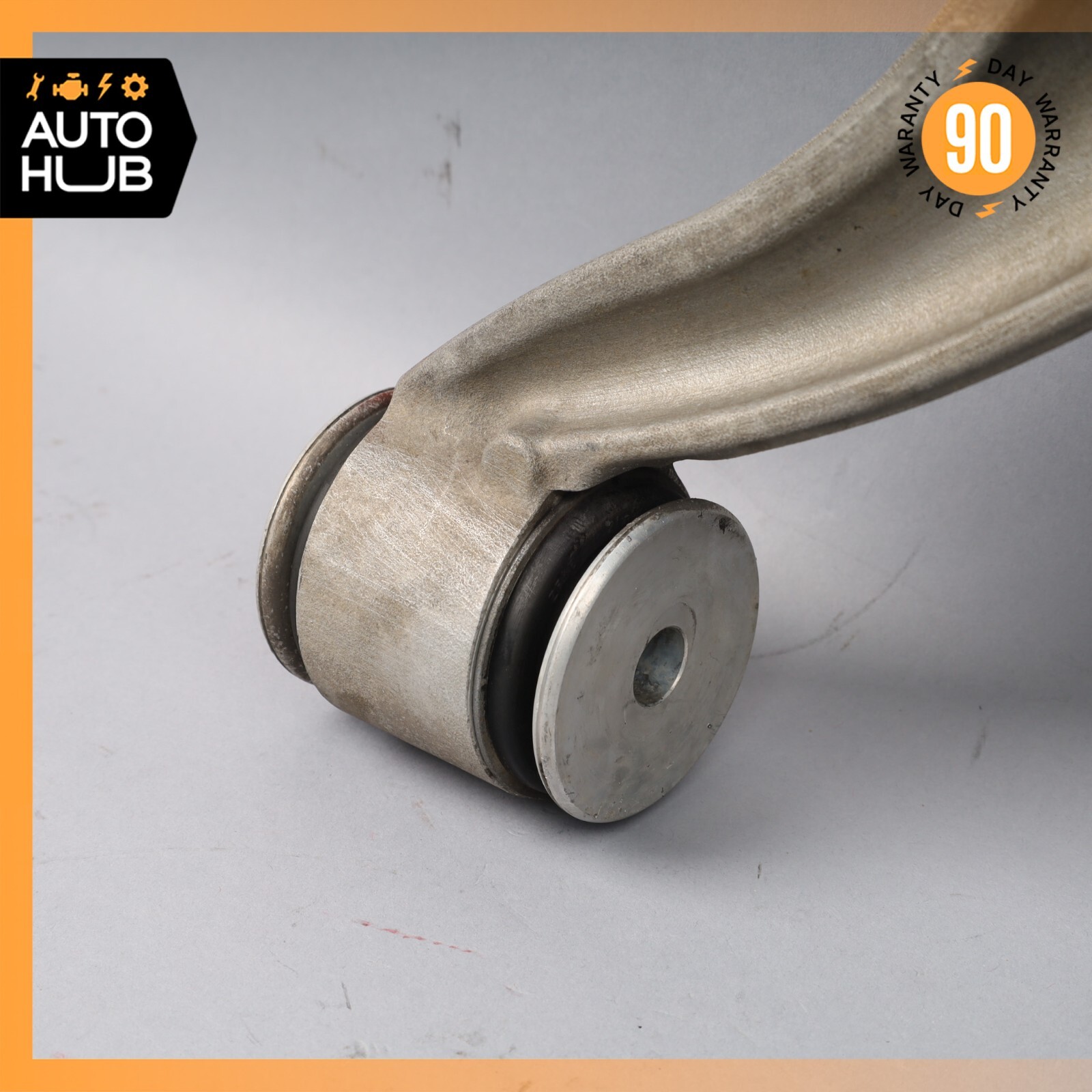 11-19 Maserati Quattroporte M139 Front Right Lower Control Arm 3206581 OEM 79k