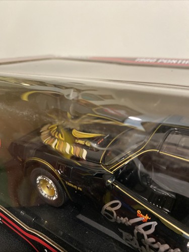 Signed Burt Reynolds 1/18 Black 1980 Trans Am Smokey and the Bandit II - Picture 10 of 10