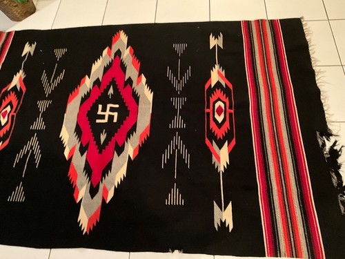 1950's large 78x48" Chimayo Blanket Rug Tapestry Whirling Log swastika TRIBAL SW - Picture 11 of 12