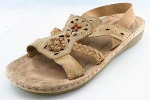 earth spirit sandals size 10