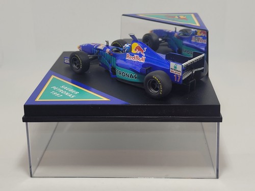 Onyx - Sauber Petronas C16 - Nicola Larini - Redbull - 1997 - 1:43 Scale - Picture 11 of 16