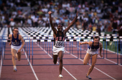 Olympics USA Willie Davenport victorious after crossing finish lin- Old Photo