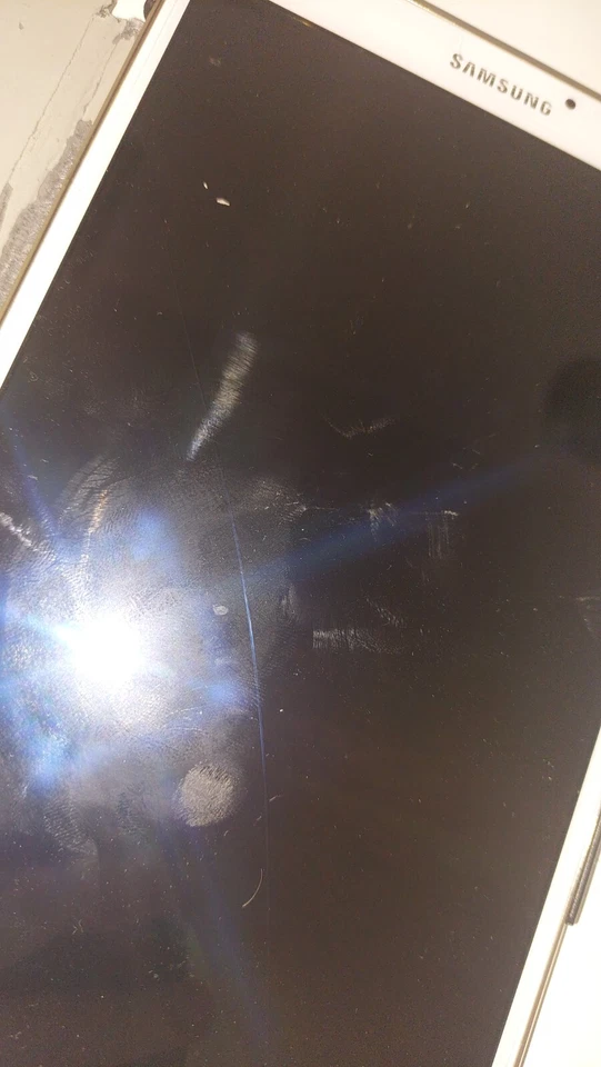 SAMASUNG GALAXY TAB S SM-T700 TABLET 16GB - Image 4 of 4