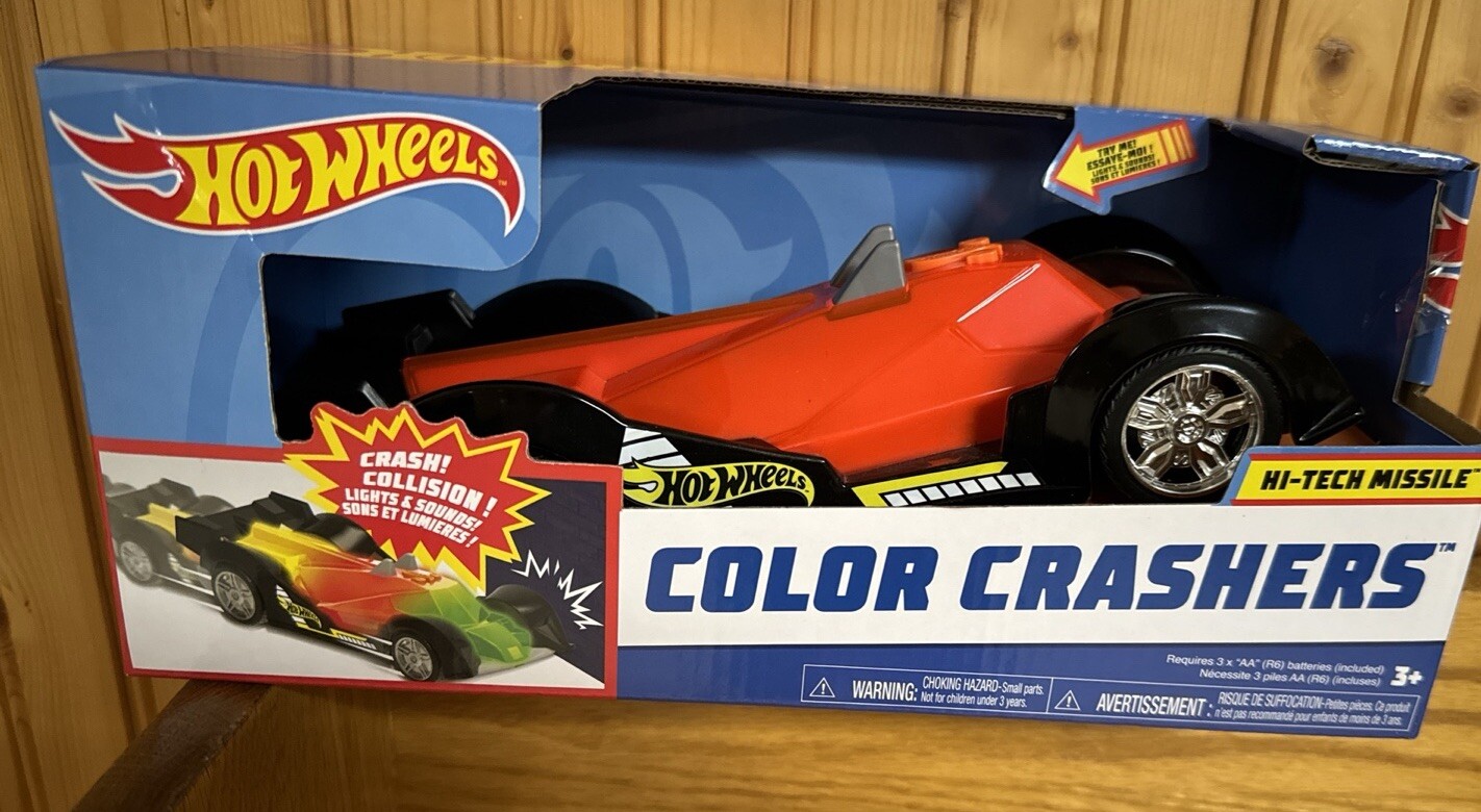 Hot Wheels Color Crashers Hi-Tech Missile, Motorized Toy Car Lights ...