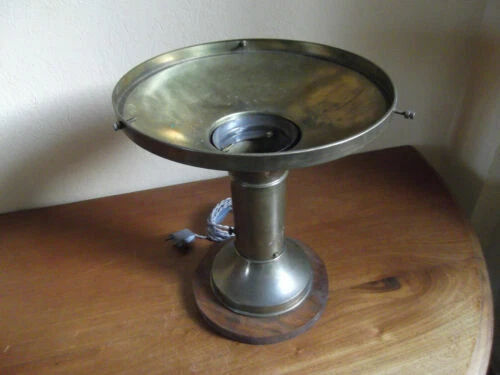 Pied de lampe en laiton