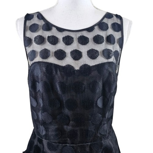 Abito da cocktail Betsey Johnson Illusion nero aderente e a pois in 12 - Foto 3 di 9