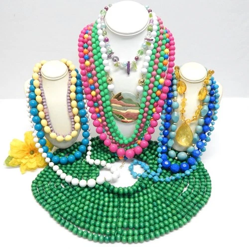 VINTAGE TO NOW COSTUME CRAFT BEADED NECKLACE LOT FASHION JEWELRY LOT
