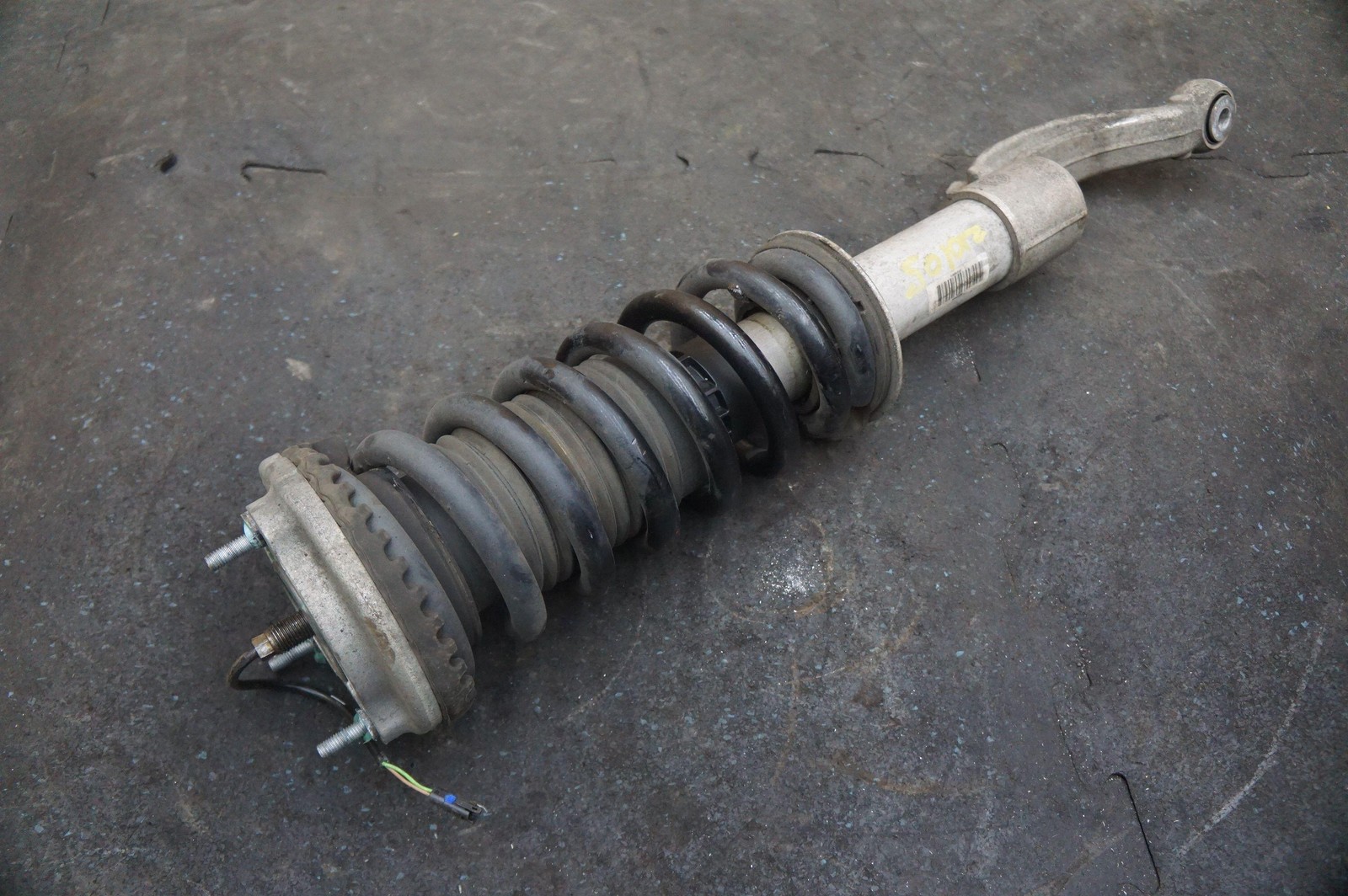 Front Shock Spring Strut 670030332 Maserati Quattroporte Ghibli Q4 13-17+ *Note*