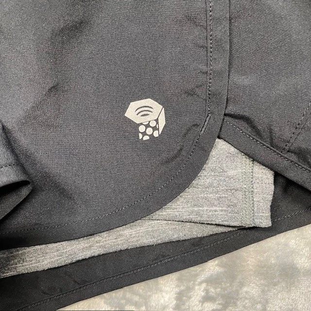 Pantalones Cortos Mountain HardWear Para Mujer Forrados Yoga Correr Senderismo Negro Gris Pull On L Foto 3 de 4