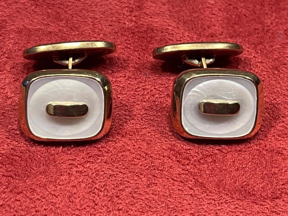 Manschettenknöpfe 333-er Gelbgold (Punze) 8 kt, Gewicht 6,9 Gramm, mit Perlmutt - Bild 3 von 3
