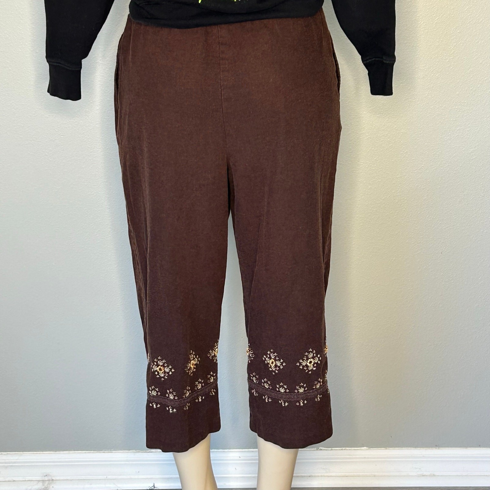 JM Collection Brown Linen Blend Embroidered Capri Pants Women’s Size M boho y2k