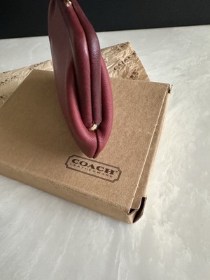 小物 Coach kiss lock coin purse Leather Brown NEW IN BOX Coach Large Oversized Kisslock Frame Bag/Coin